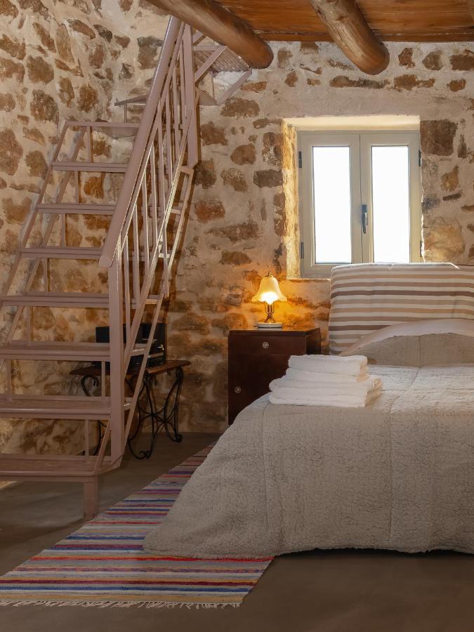 Messinian Stone House Villa Kültér fotó