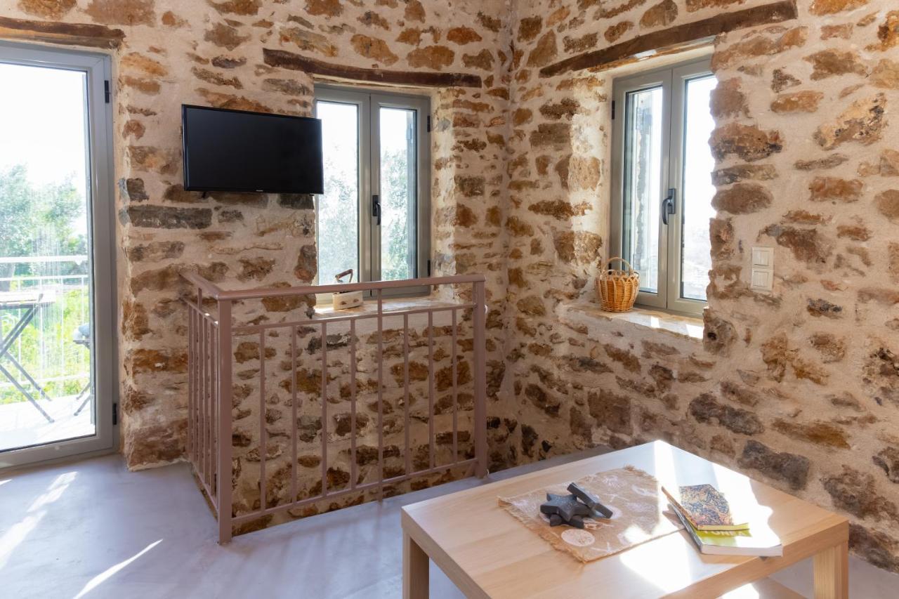 Messinian Stone House Villa Kültér fotó