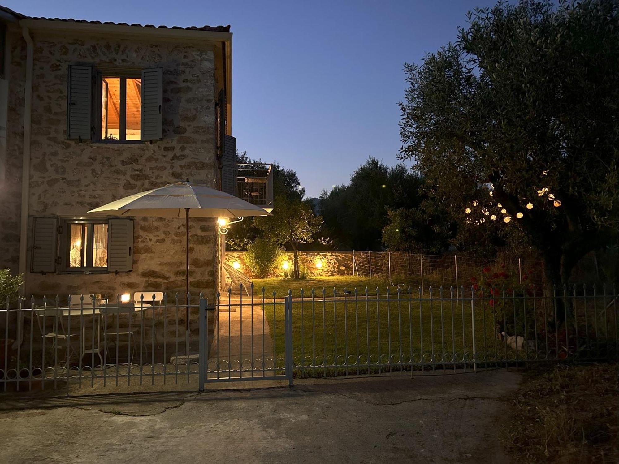 Messinian Stone House Villa Kültér fotó