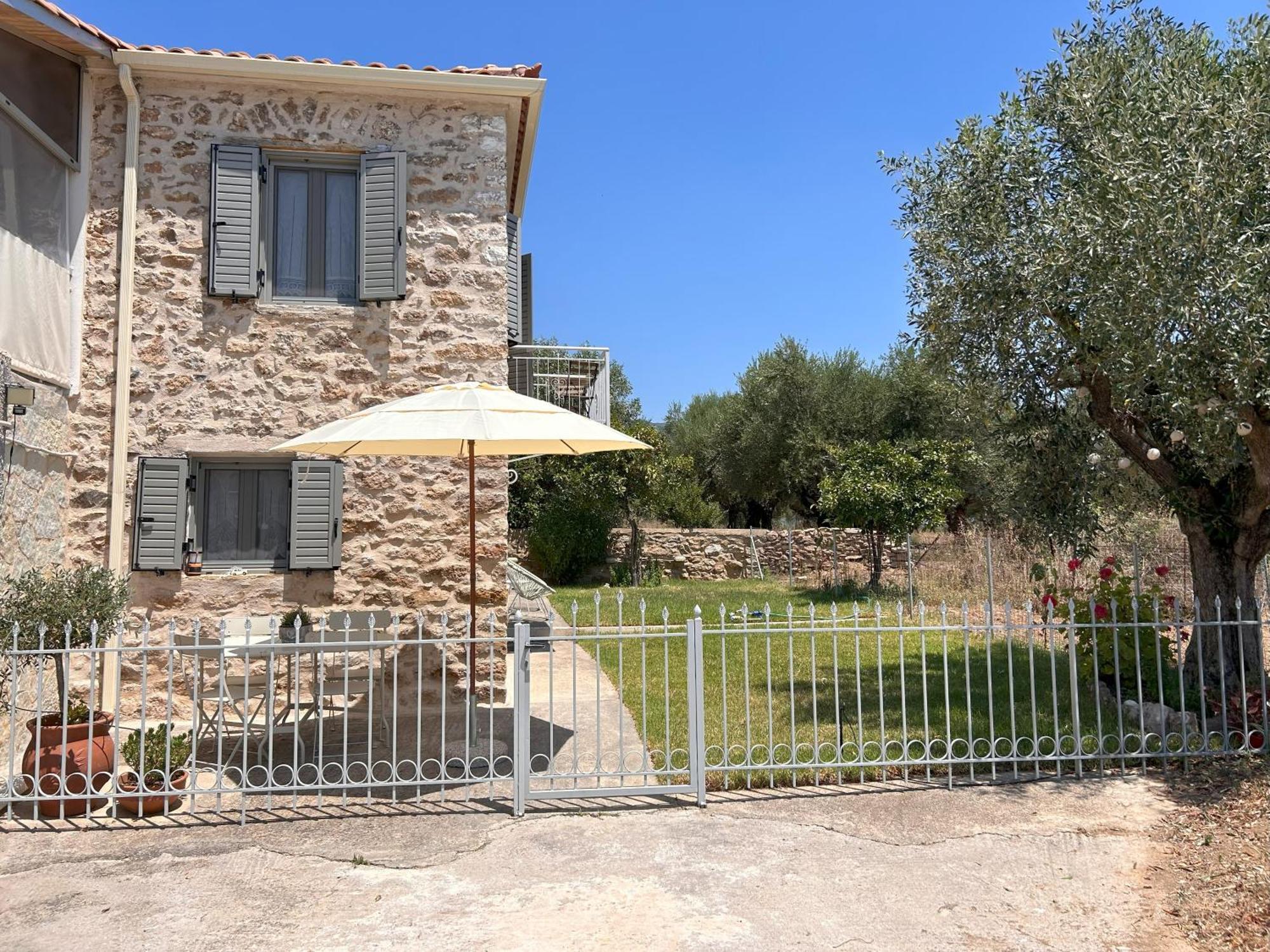 Messinian Stone House Villa Kültér fotó